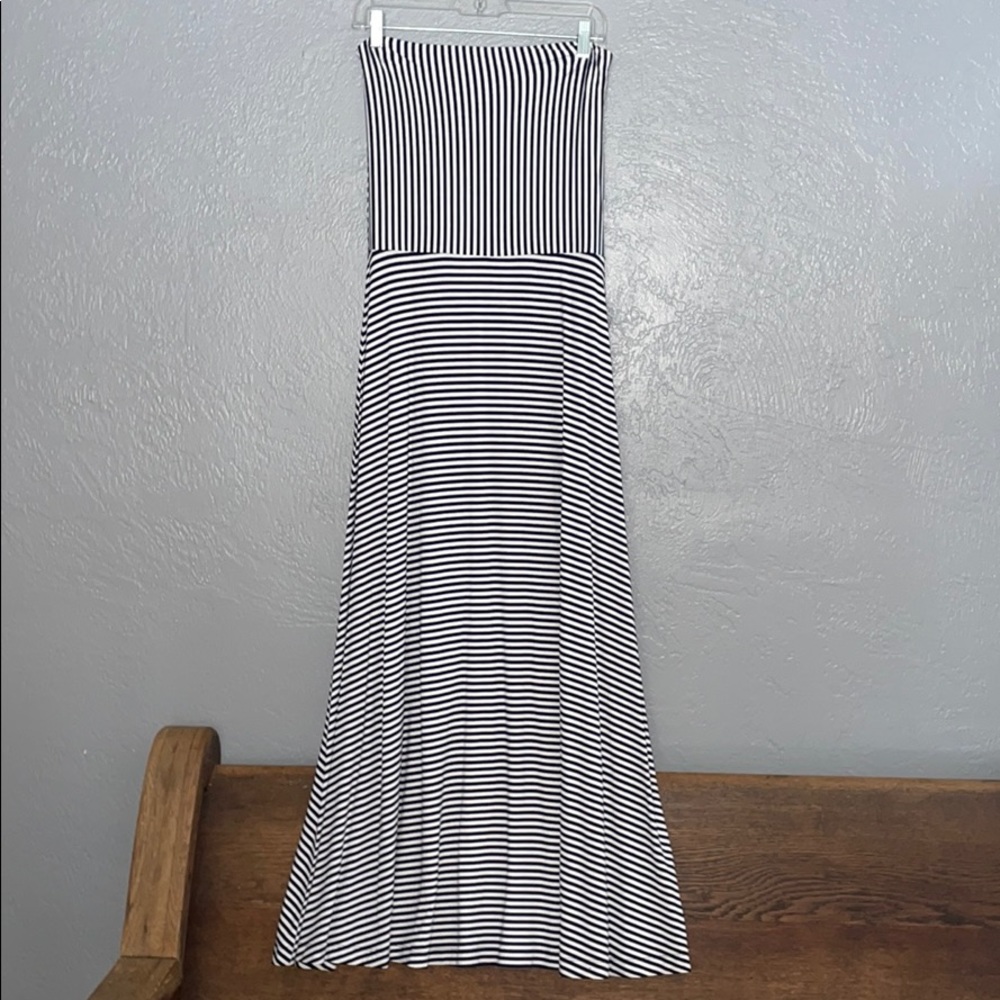 Black and white maxi dress